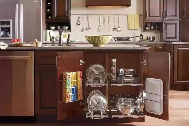 门后被老婆做成了秘密空间，真的太实用了!