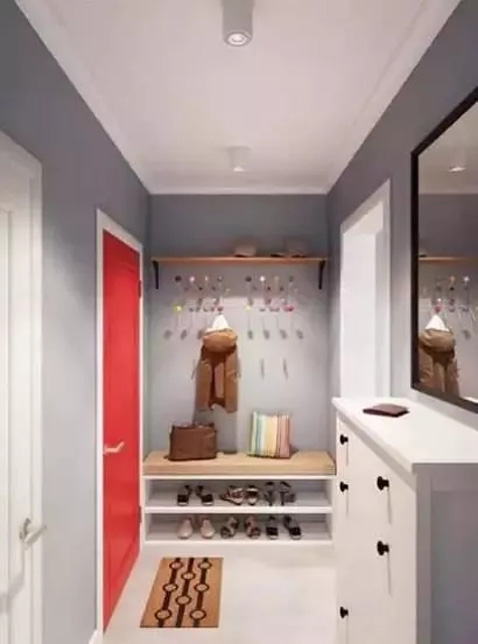 门后被老婆做成了秘密空间,真的太实用了!