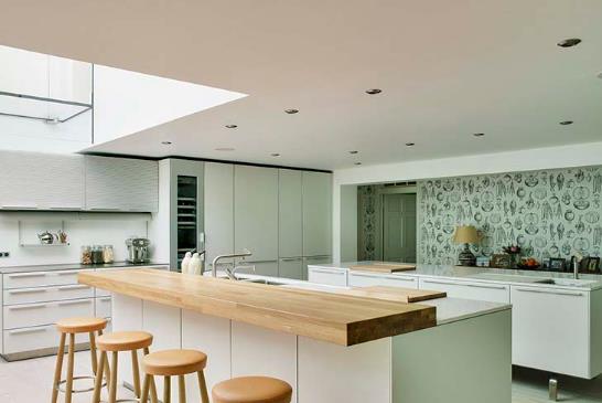 橱柜要不要设计背板?设计橱柜背板有什么好处?